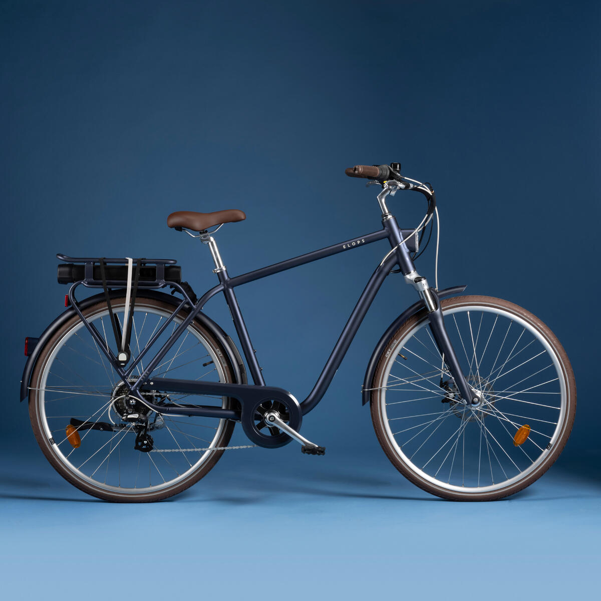 VELO DE VILLE ELECTRIQUE ELOPS 900 CADRE HAUT BLEU MARINE