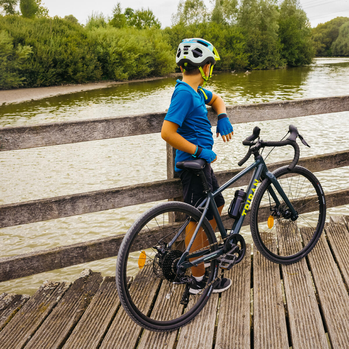 VELO GRAVEL ENFANT TRIBAN 520 26 POUCES 9-12 ANS